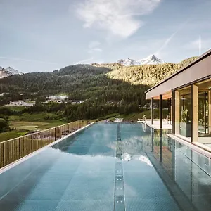 Hotel Sportlers Lifestyle-laessig-anders, Solden
